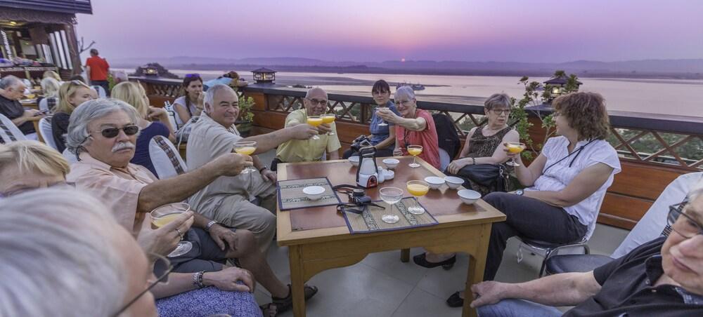 Ayarwaddy River View Hotel Mandalay Eksteriør bilde